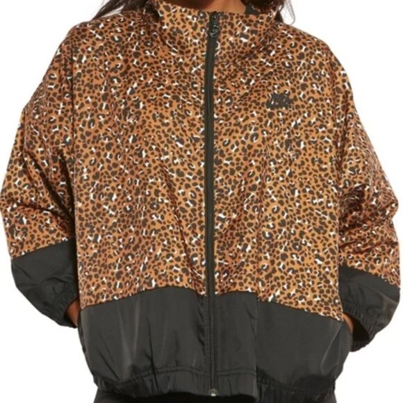 Nike Leopard Print Windbreaker XS Animal Print Full Zip Jacket EUC - Like New - Picture 1 of 4